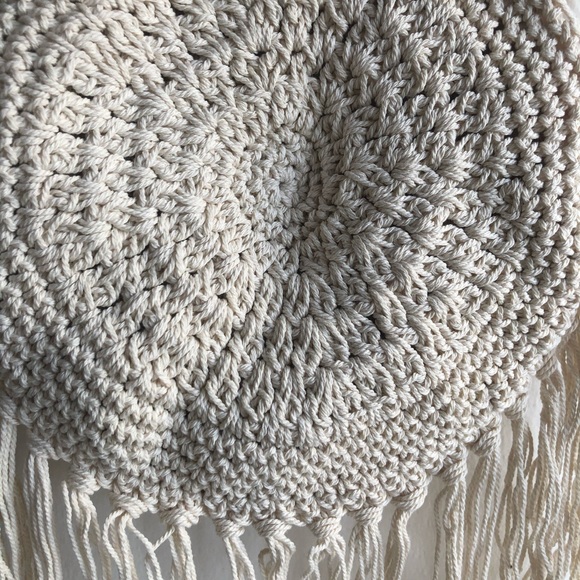 Handmade Macrame Beach Bag with fringes bohemian - Picture 5 of 6